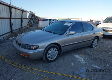 1997 Honda Accord Lx from USA, damaged, VIN 1HGCD5631VA249295